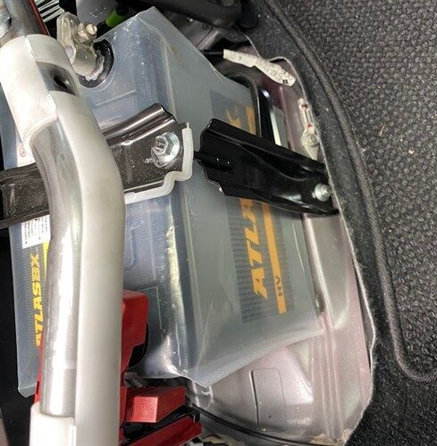 アクアのバッテリー交換方法